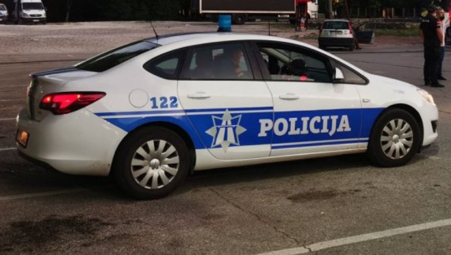 Vozio pod dejstvom opijata, saputnica mu dala drogu
