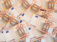 Prosečna martovska neto plata u Hrvatskoj 1.448 evra