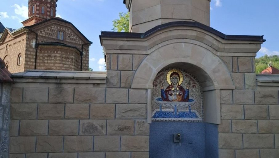 U LELIĆU VELIKA DUHOVNA RADOST: Slave sveta žičkog, ohridskog i lelićkog Nikola Velimirovica