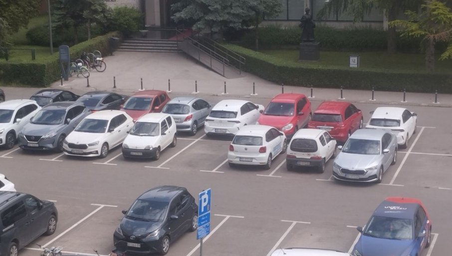 U tri ulice 83 mesta rezervisana, a u još četiri za osobe sa invaliditetom