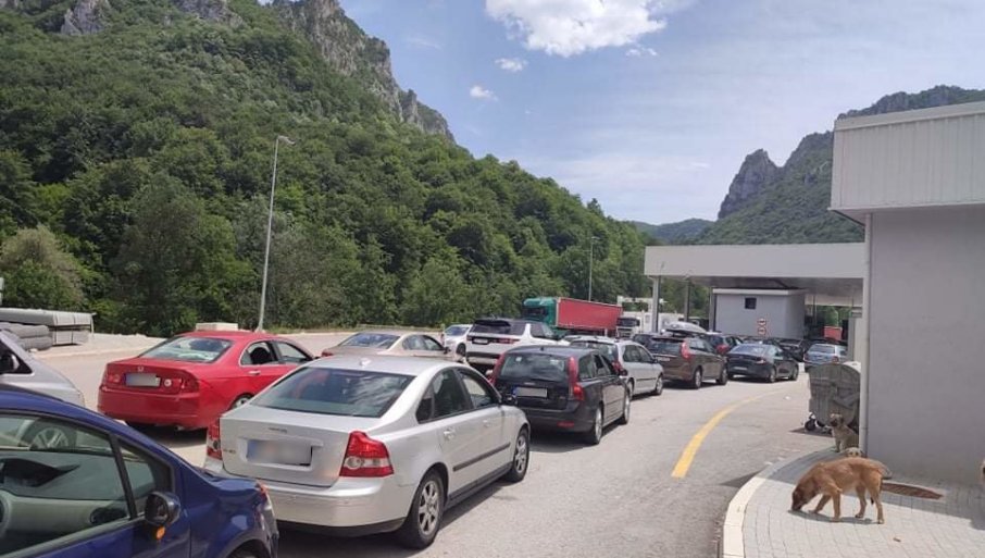 Na graničnom prelazu Dobrakovo „pao“ državljanin BiH u pokušaju krijumčarenja robe vredne 91.000 evra