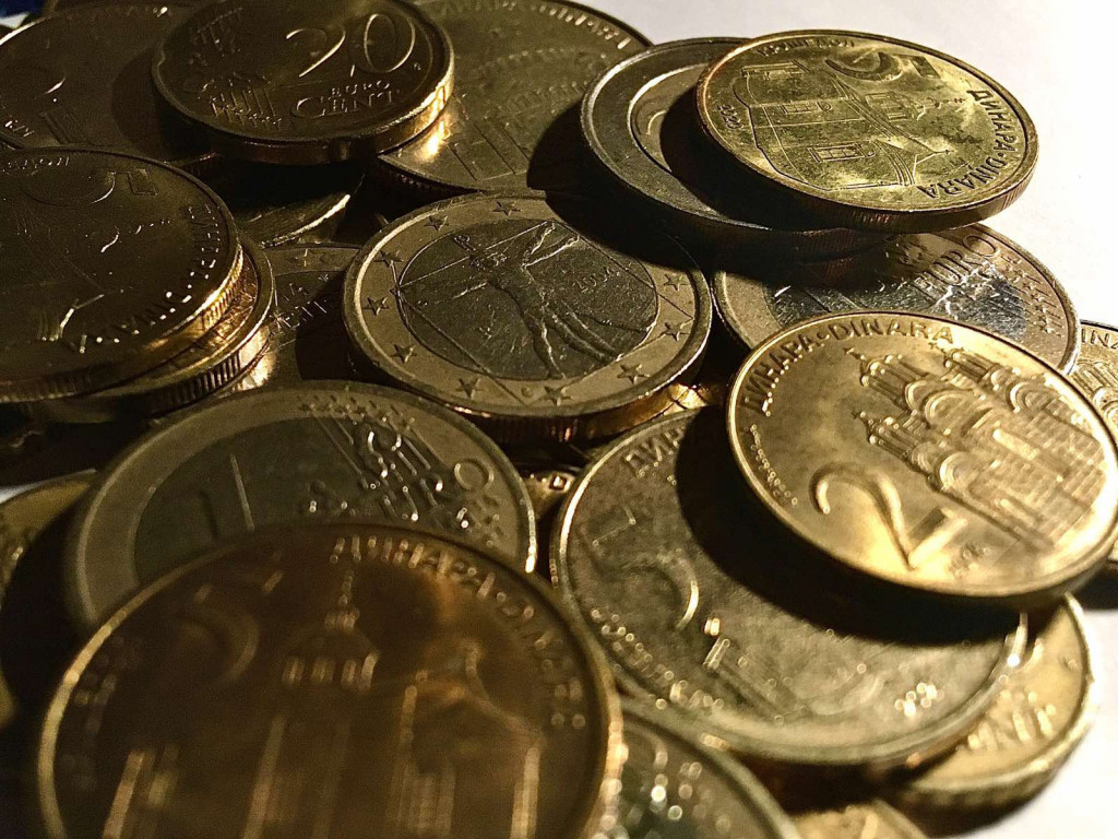 Kurs dinara prema evru za 12. jun