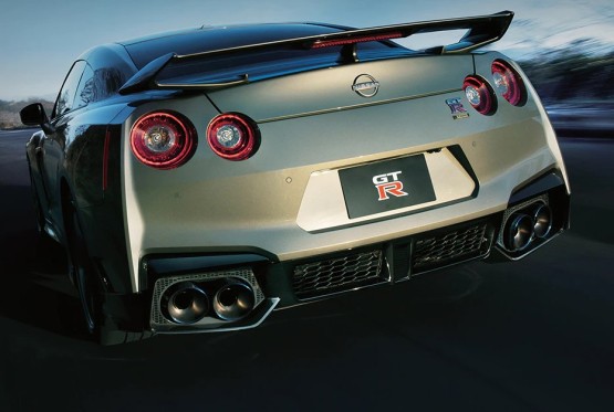 Kraj poizvodnje R35 GT-R: Nissan poslao legendu u penziju (VIDEO)