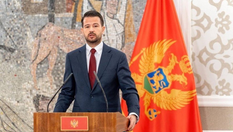 U „PLANTAŽAMA“ SEME RAZDORA? Đeljošaj „udario“ na Milatovića zbog vraćanja zakona o porezu na nepokretnosti