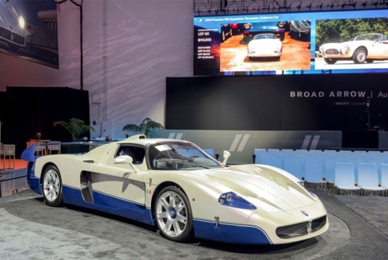 Maserati MC12 Stradale prodan za rekordan iznos