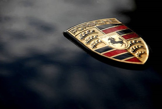 Stiže prvi Porscheov SUV s prednjim pogonom