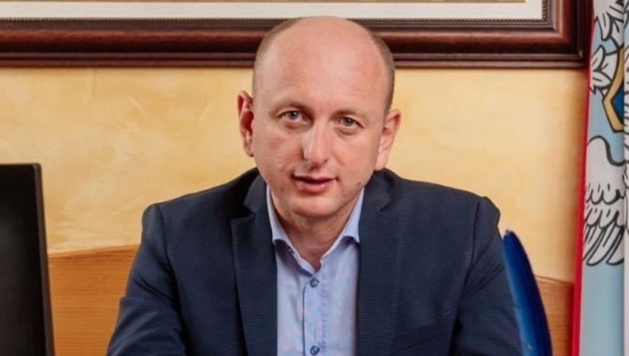 Ako će Hrvati da nam sastavljaju vladu, da odemo u Sabor, pa neka je tamo izaberu