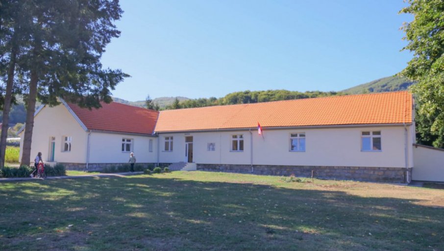 Obnovljena škola u selu grnčara
