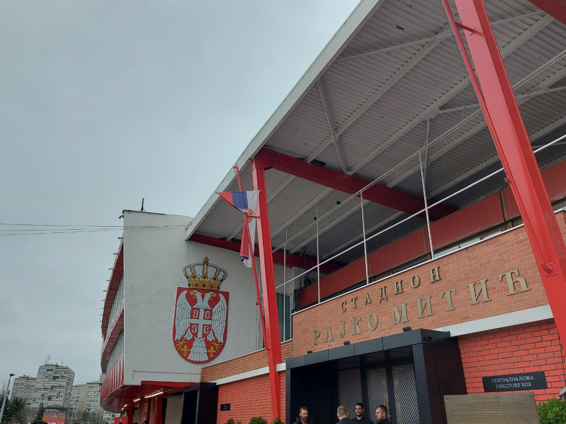 Crvena zvezda donacija knjiga