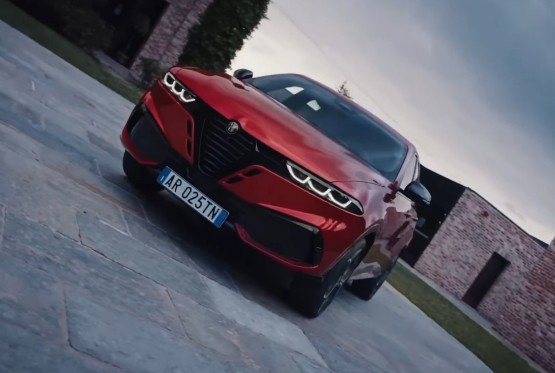 Dobijamo unaprijeđeni 2026 Alfa Romeo Tonale