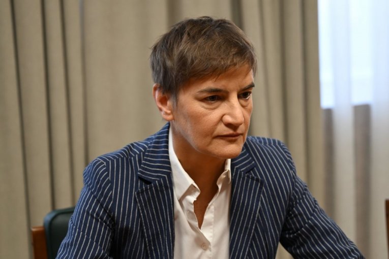 Brnabićeva svečano otvara Servisni centra eUprave u TC „Galerija“!