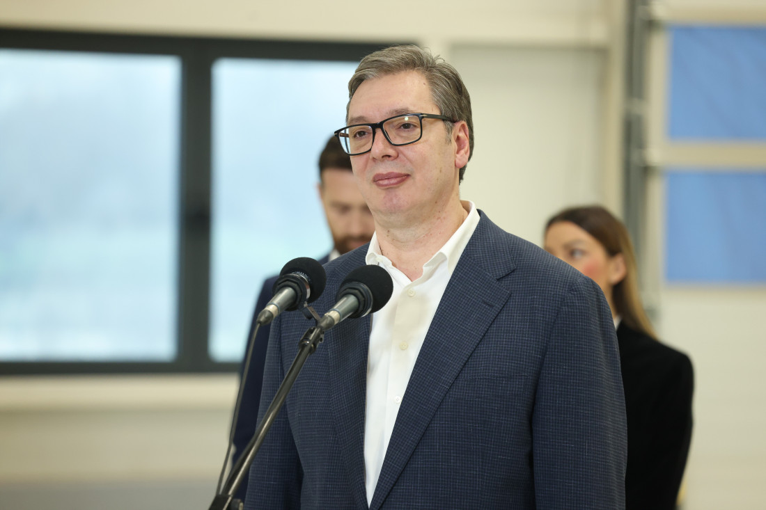 Vučić razgovarao sa Orbanom