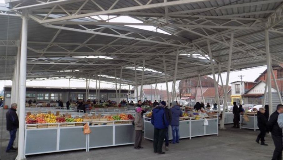 GRAD PRIHODOVAO OKO 26,3 MILIONA: Prodati lokali na leskovačkoj pijaci