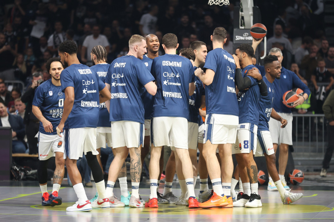 Li potpisao za Anadolu Efes