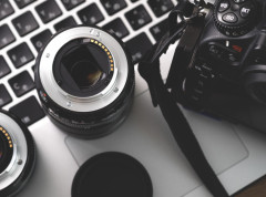 Otvorena izložba fotografija „Kontradiktorna sistemska anomalija“ u „Parobrodu“