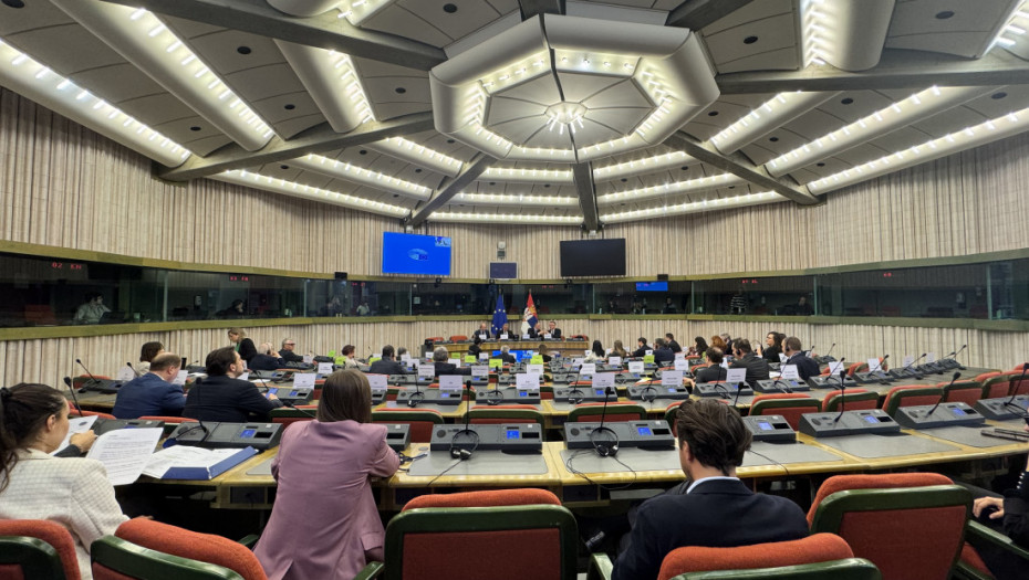 EP zamrzava trgovinski sporazum sa SAD