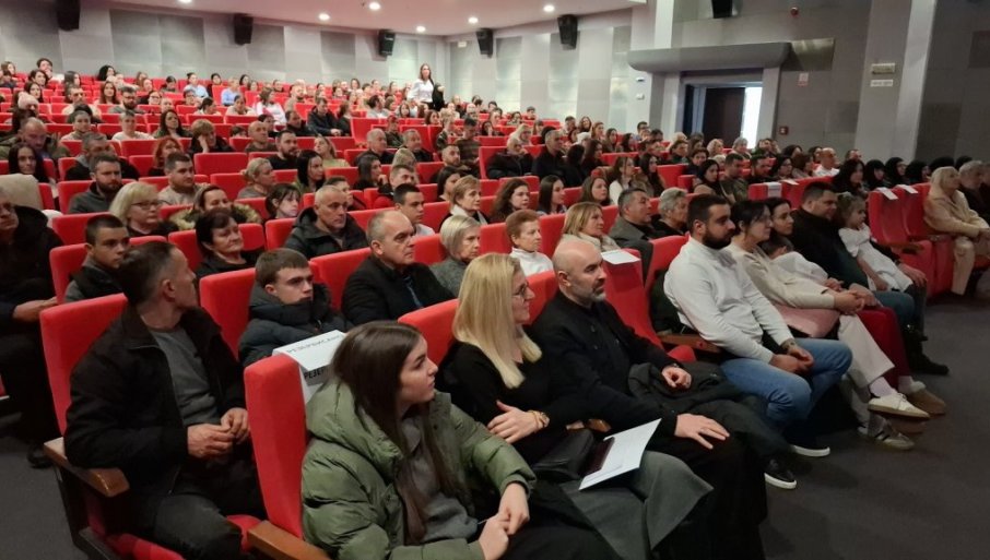 NA MALI BOŽIĆ, U NIKŠIĆU, POKRENUTA AKCIJA ZA POMOĆ MANASTIRU PREOBRAŽENJA GOSPODNJEG Zvona za prvu kap vode