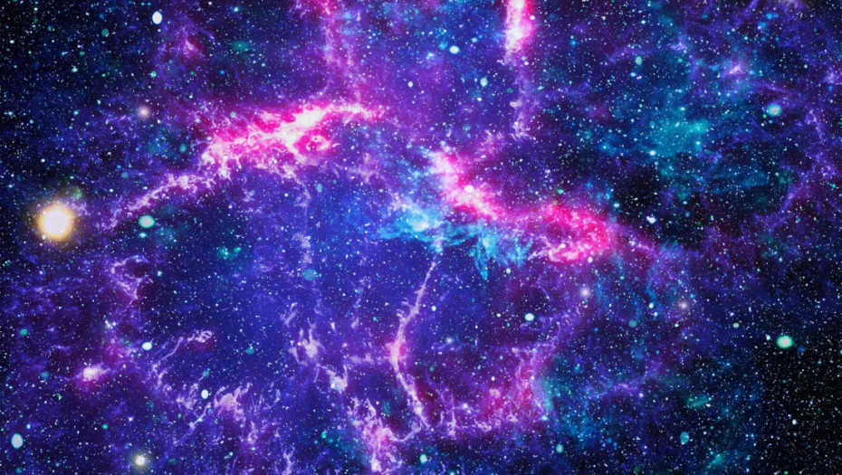 Crveni patuljak krije misteriozni sistem