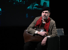 Pretpremijerno izvedena monodrama Bašta sljezove boje sa Nebojšom Milovanovićem