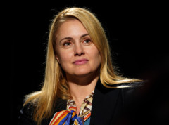 U filmu „Biće novih leta“ trebalo je opravdati istinitu, a sumanutu priču