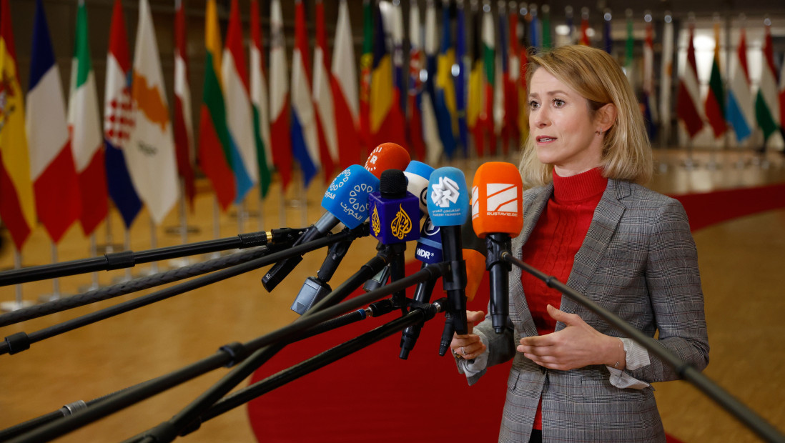 Publika je pokazala ponos kada je izviždala Vensa