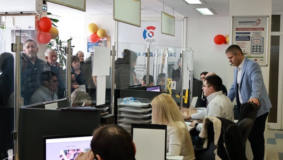 Zbog produženog roka za podnošenje prijava duže radno vreme