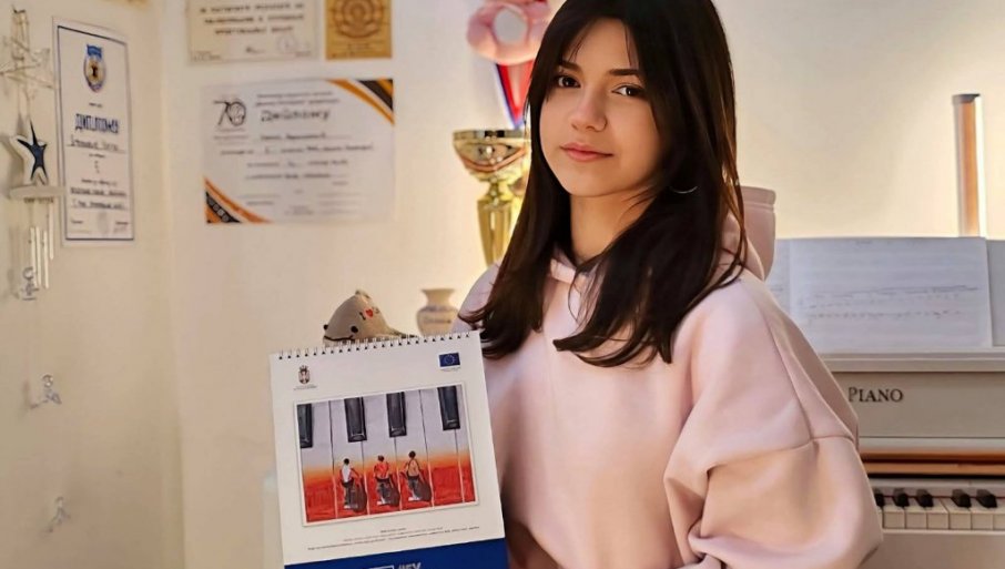 Srednjoškolka iz Ćuprije osvaja svestranošću i niže uspehe (FOTO)