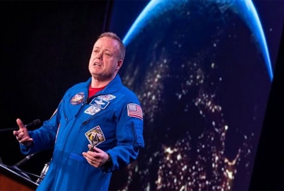 Proveo 178 dana u svemiru: "Ono što sam vidio uvjerilo me da živimo laž" (VIDEO)