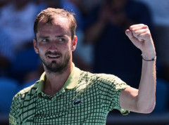 Medvedev osvojio titulu u Dubaiju nakon što se Grikspor povukao zbog povrede