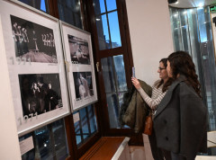 Otvorena izložba fotografija posvećena glumcu Draganu Nikoliću