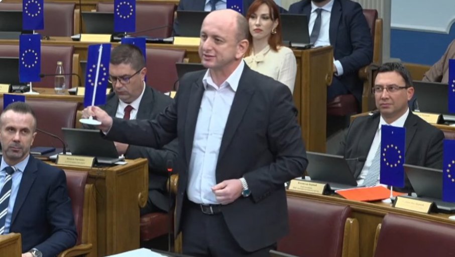 „ŠALJ’TE VOJSKU SAD NA IRAN“ Milan Knežević i crnogorska Oda žalosti