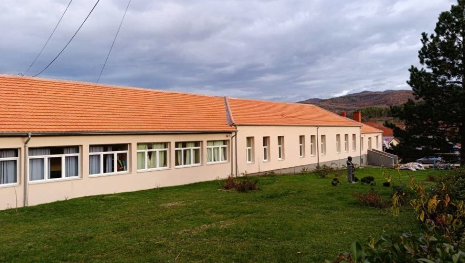 ZAMENA KOTLA ZA GREJANjE: Rekonstrukcija kotlarnice škole u Šišavi