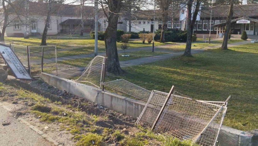 Sve češće saobraćajne nesreće kraj škole u selu Samaila, na starom putu Kraljevo-Čačak