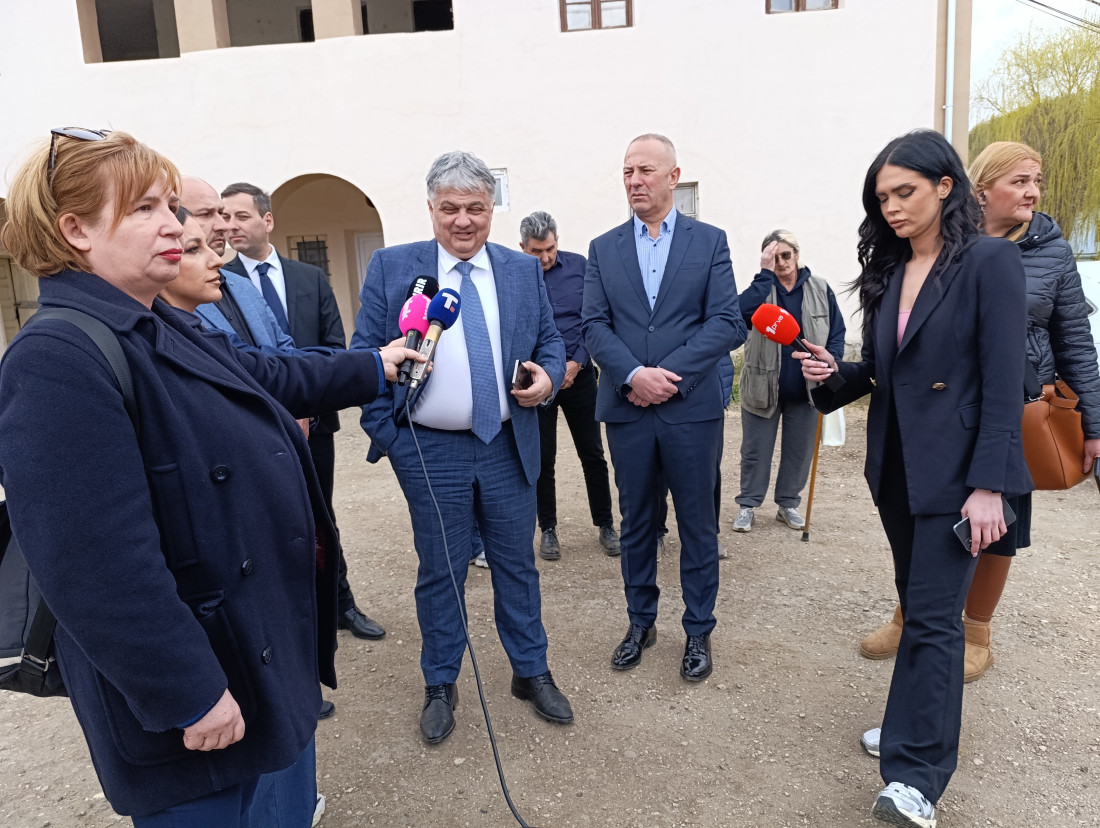 Lučić otvorio baznu stanicu kod Knjaževca