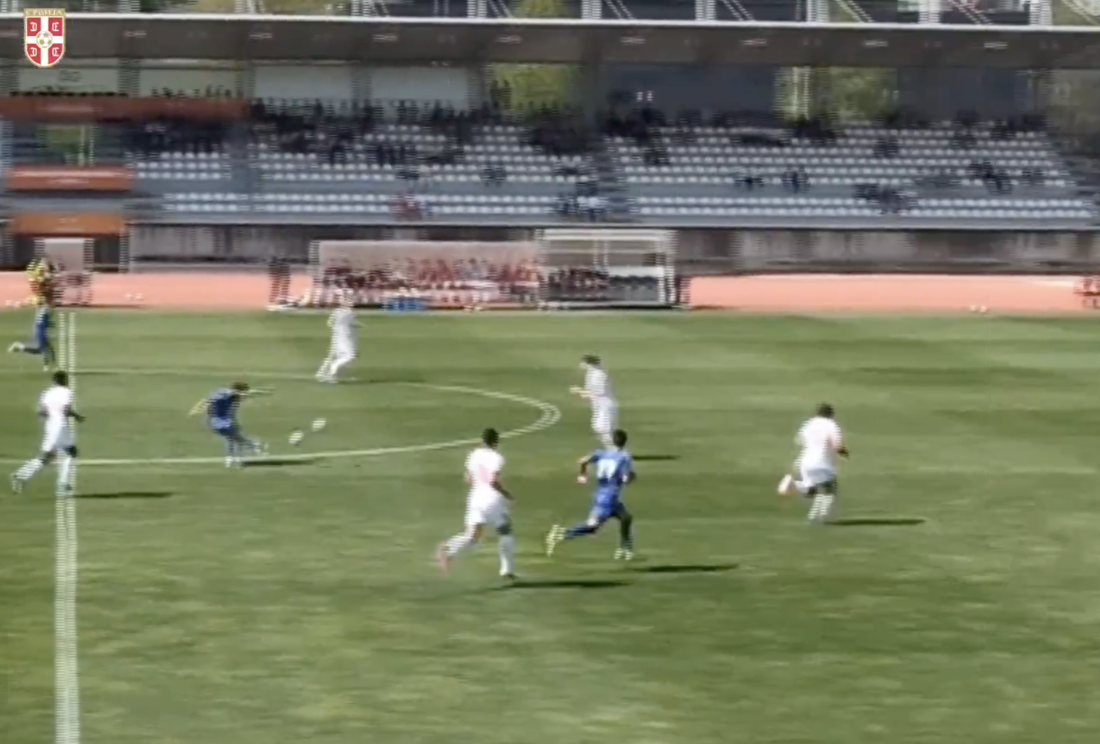 Gol Cvetkovića sa pola terena protiv Engleske (VIDEO)