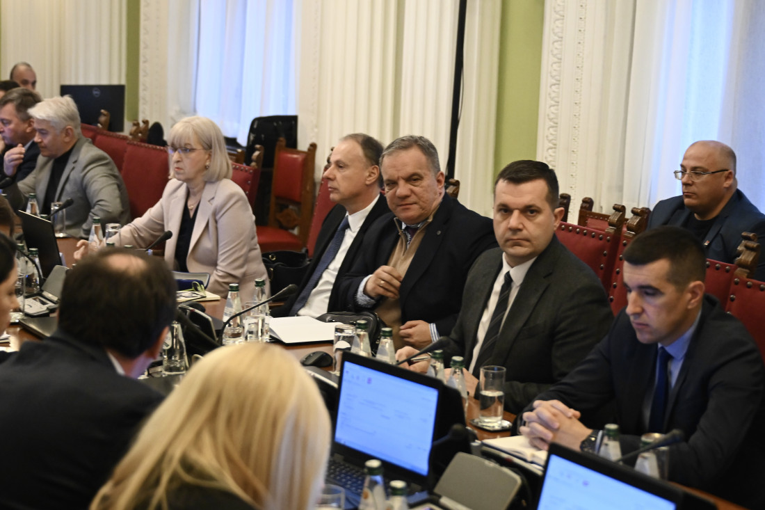 Ministar prosvete odlučan