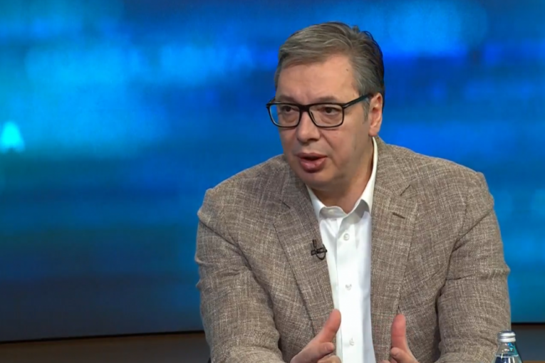 BIĆEMO SPREMNI I ZA OFANZIVNE AKTIVNOSTI: Vučić saopštava najvažnije informacije