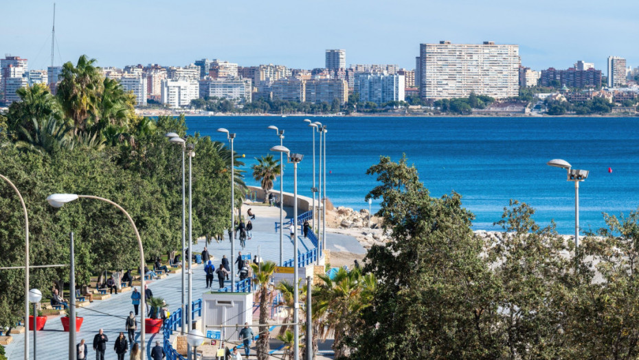 Španija poziva turiste da što pre kupe avionske karte