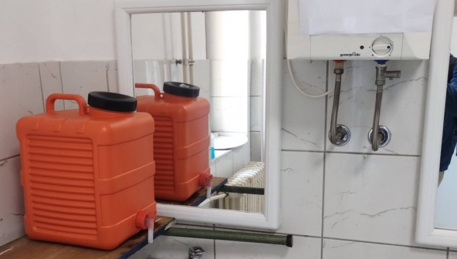 Analiza uzoraka iz javnog vodovoda pokazala ispravnost, ali istraga nije okončana