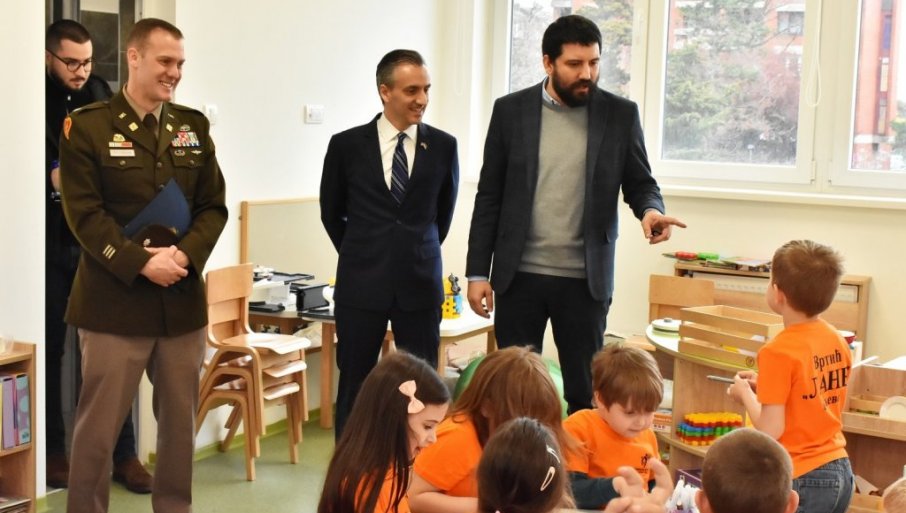 Ambasada SAD finansirala gradnju i opremanje novog vrtića u Valjevu