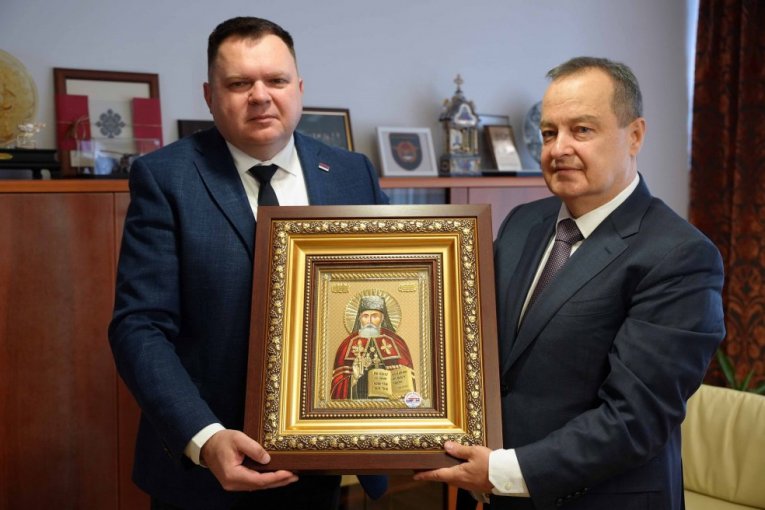 Veze srpskog naroda sa obe strane Drine su trajne i čvrste! (FOTO)