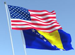 Željko Komšić optužio bivšeg američkog diplomatu Marfija da je lažov i osvetoljubiv