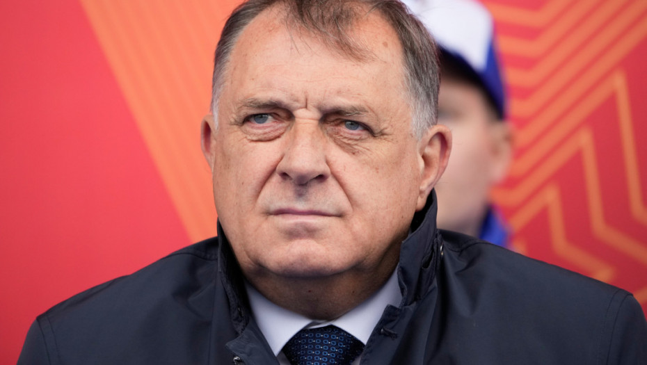 Milorad Dodik objavio pesmu nakon ostavke Šmita