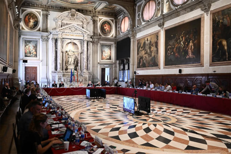 Venecijanska komisija pohvalila našu državu, MUK MEĐU BLOKADERIMA!