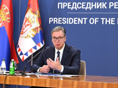U okviru paketa novih mera jednokratne uplate za penzionere; Smanjenje učešća za lekove od 10 do 40 odsto