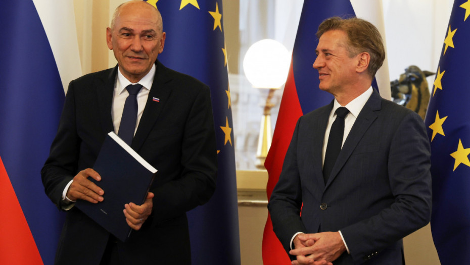 Robert Golob predaje dužnost Janezu Janši