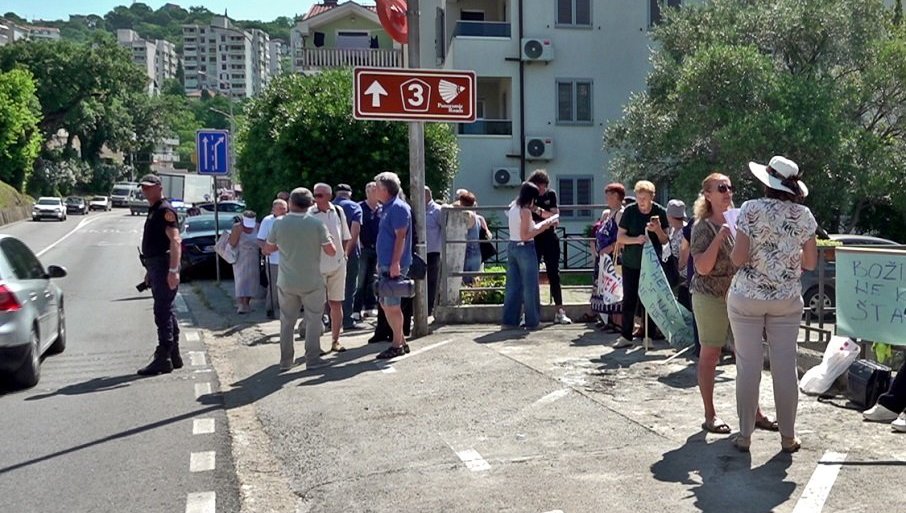 U fokusu ponovo sporna prodaja hotela Igalo