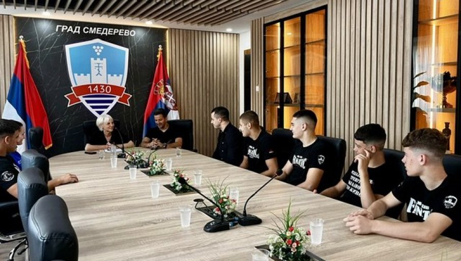 Takmičare primila gradonačelnica Jasmina Vojinović