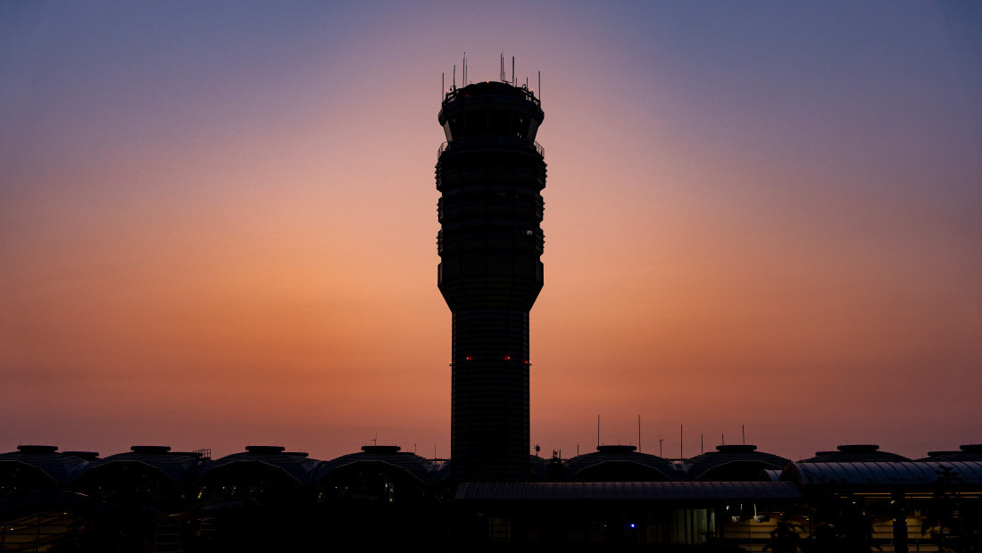 avion oštećen u oluji pri sletanju u Štutgart