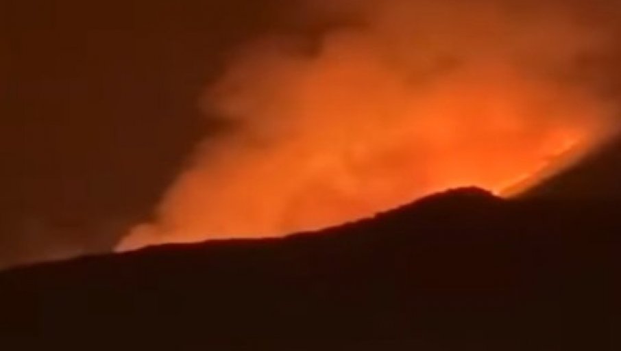 Vatrogasci se cele noći borili sa vatrenom stihijom